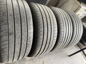 285/35 ZR22 Michelin Pilot Sport 4 S SUV Lastikleri: Yeni Gelen Temiz Takım